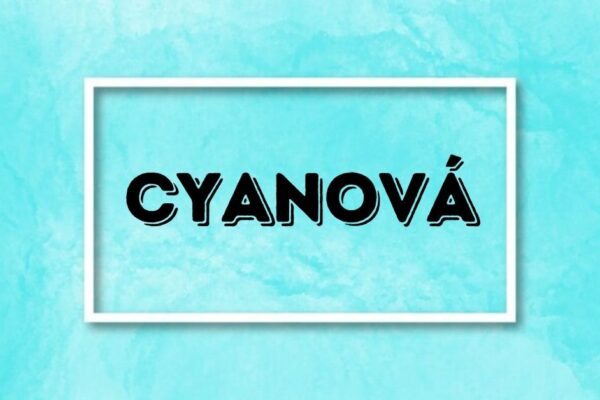 cyanová